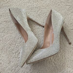 Steve Madden Heals